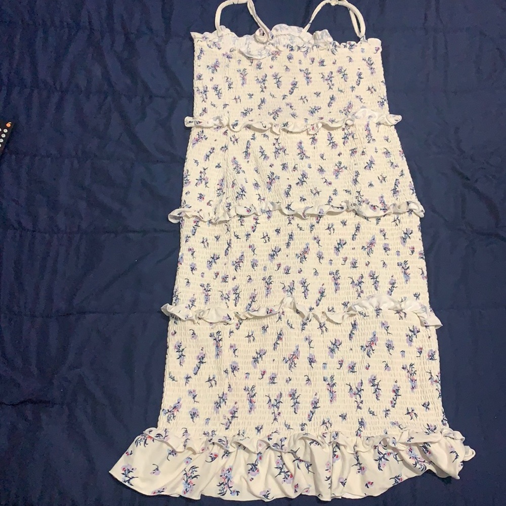 Stretched bodycon floral dress— NEWW